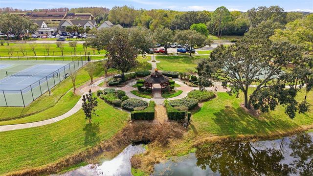 5026 BARROWE DRIVE, Tampa, FL 33624