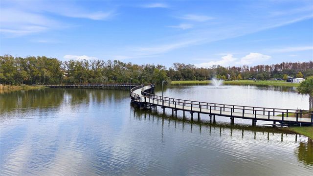 5026 BARROWE DRIVE, Tampa, FL 33624