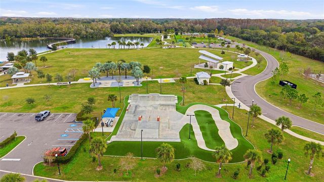 5026 BARROWE DRIVE, Tampa, FL 33624