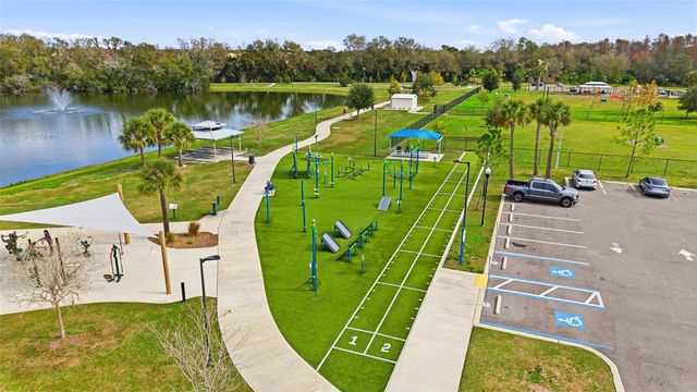 5026 BARROWE DRIVE, Tampa, FL 33624