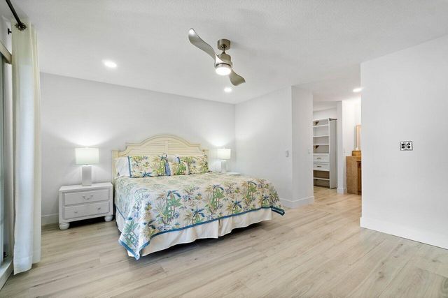 655 Brackenwood Cove, Palm Beach Gardens, FL 33418