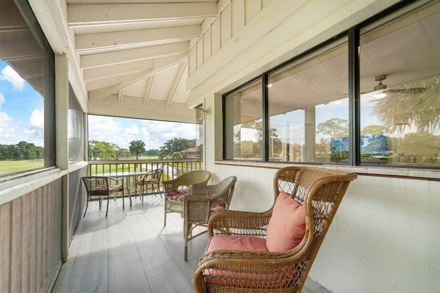 655 Brackenwood Cove, Palm Beach Gardens, FL 33418