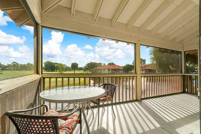 655 Brackenwood Cove, Palm Beach Gardens, FL 33418