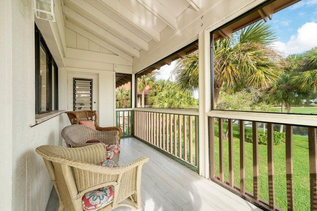 655 Brackenwood Cove, Palm Beach Gardens, FL 33418