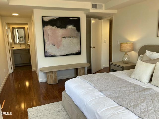 335 S Sierra Madre Boulevard 104A, Pasadena, CA 91107