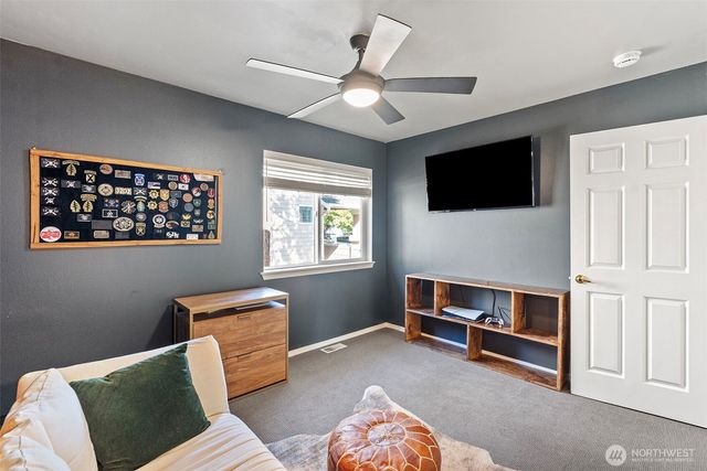 1613 Palisade Boulevard, Dupont, WA 98327