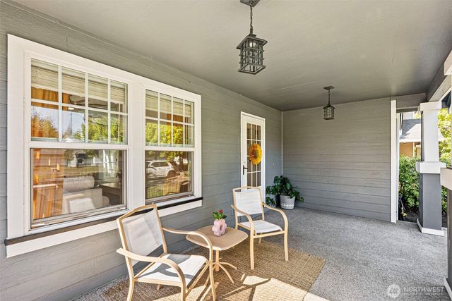 1613 Palisade Boulevard, Dupont, WA 98327