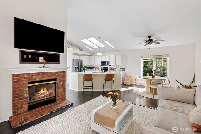 1613 Palisade Boulevard, Dupont, WA 98327