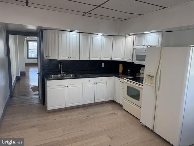 101 S CATAWISSA ST, Mahanoy City, PA 17948