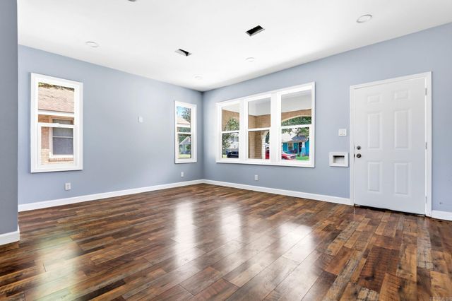 2307 E 2nd Street, North Little Rock, AR 72114
