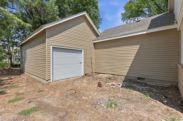 2307 E 2nd Street, North Little Rock, AR 72114