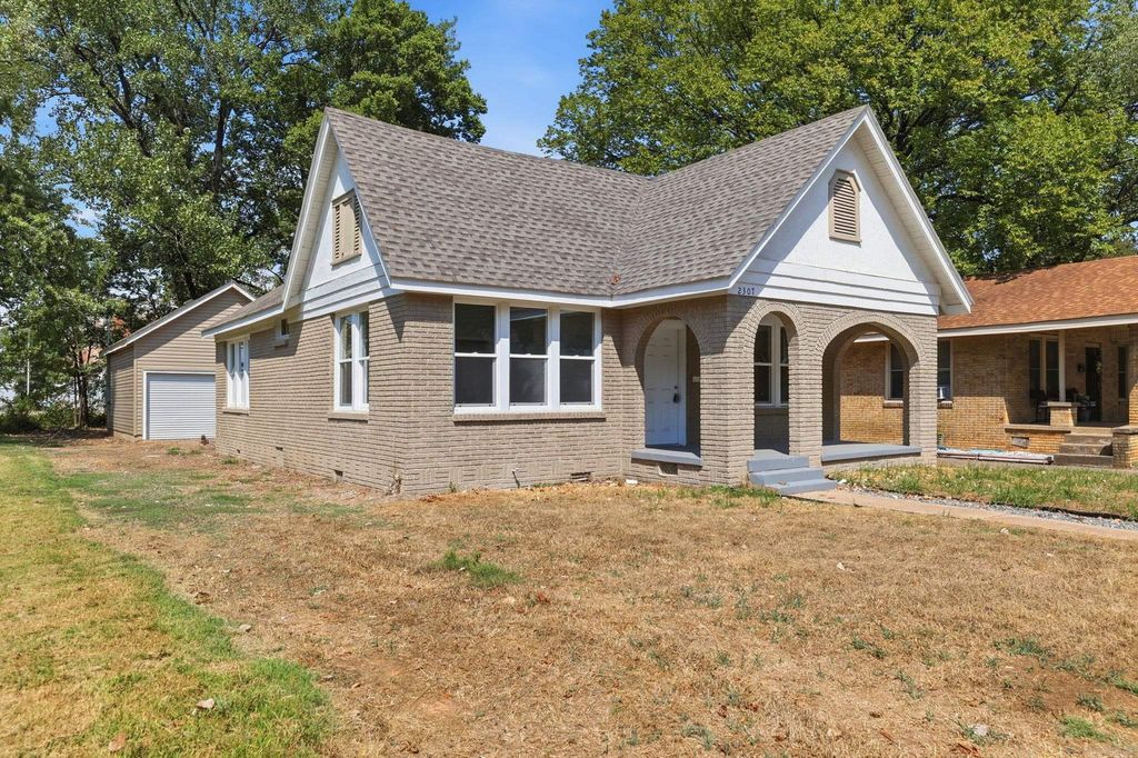 2307 E 2nd Street, North Little Rock, AR 72114