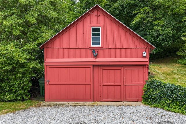 23 Spring Street, Chester, CT 06412