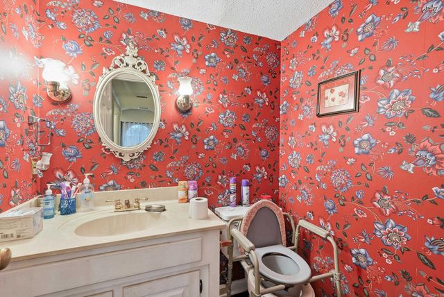 4 Yazoo Cove, Maumelle, AR 72113