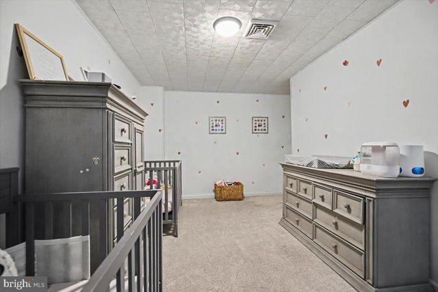 701 SCHOOL LINE DR, King Of Prussia, PA 19406