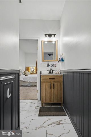 701 SCHOOL LINE DR, King Of Prussia, PA 19406