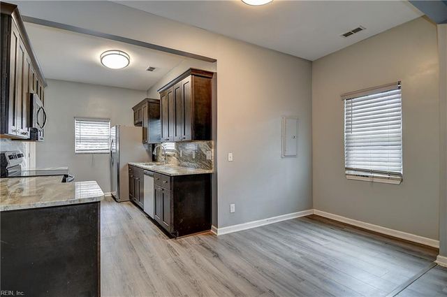 208 Gilmerton AVE, Portsmouth, VA 23704
