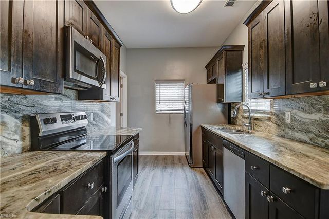 208 Gilmerton AVE, Portsmouth, VA 23704