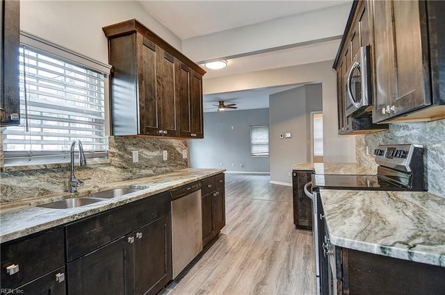 208 Gilmerton AVE, Portsmouth, VA 23704