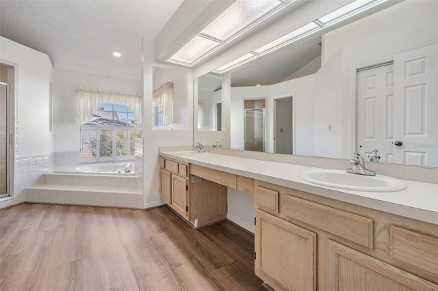 6504 THOROUGHBRED LOOP, Odessa, FL 33556