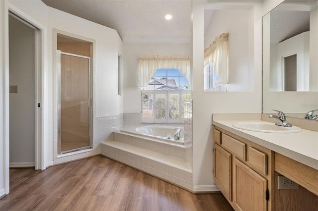 6504 THOROUGHBRED LOOP, Odessa, FL 33556