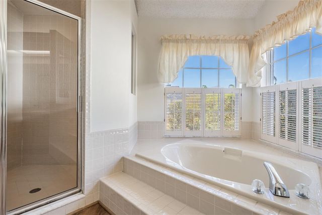 6504 THOROUGHBRED LOOP, Odessa, FL 33556