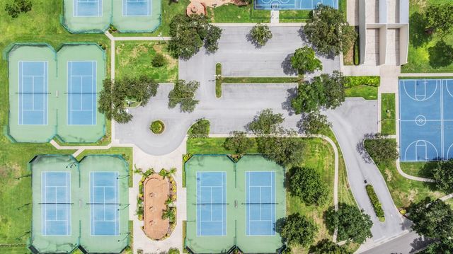 6504 THOROUGHBRED LOOP, Odessa, FL 33556