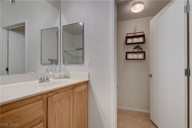 50 Aura De Blanco Street 11104, Henderson, NV 89074