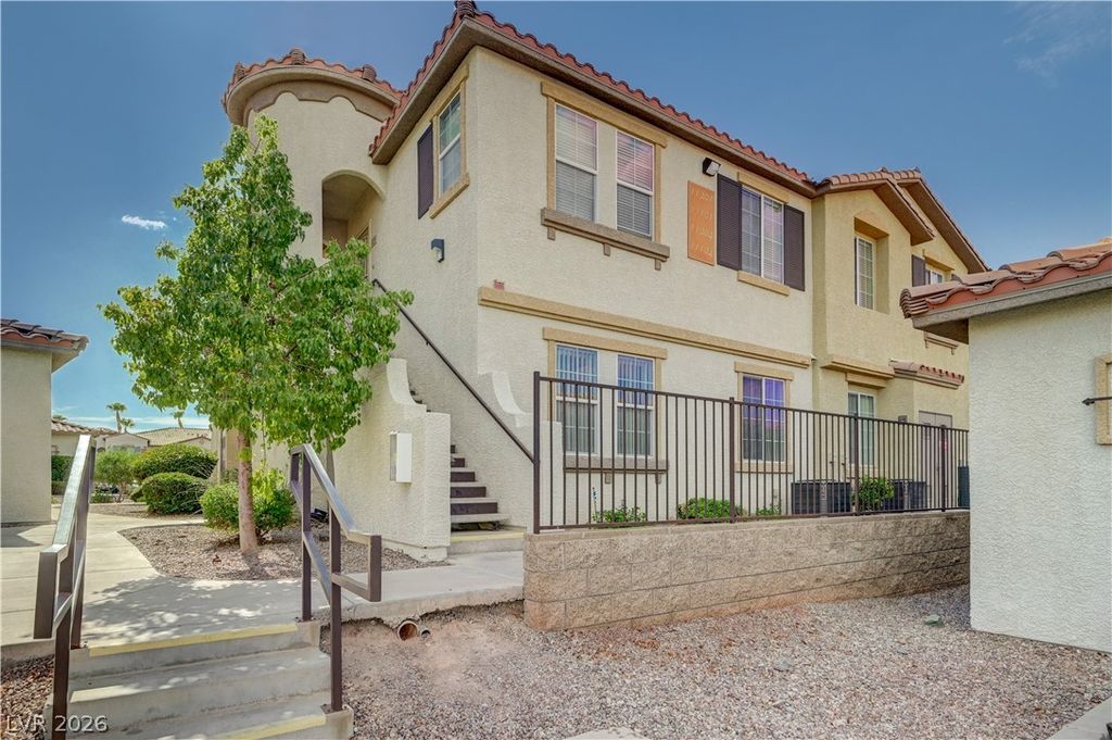 50 Aura De Blanco Street 11104, Henderson, NV 89074