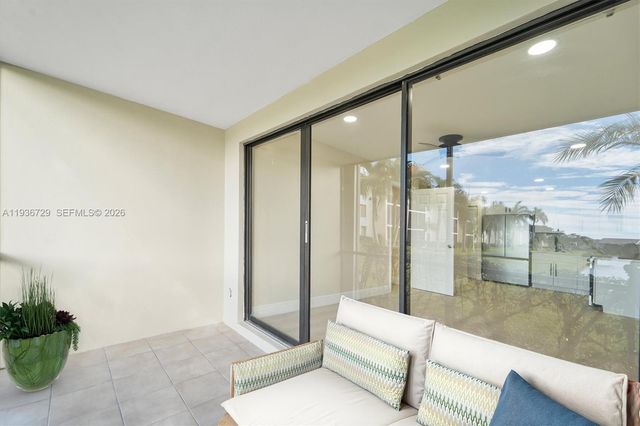 1109 Green Pine Blvd C1, West Palm Beach, FL 33409