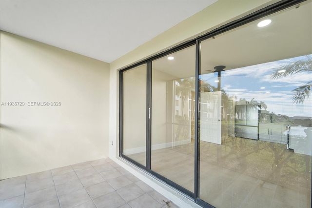 1109 Green Pine Blvd C1, West Palm Beach, FL 33409