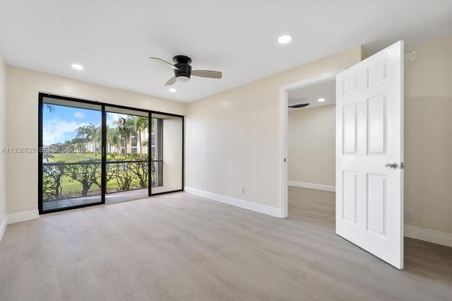 1109 Green Pine Blvd C1, West Palm Beach, FL 33409