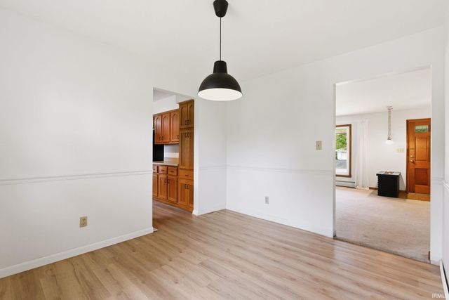 6515 W Hills Road, Fort Wayne, IN 46804