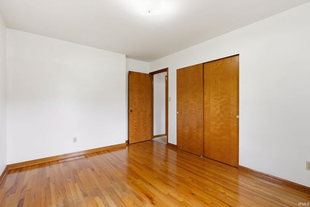6515 W Hills Road, Fort Wayne, IN 46804