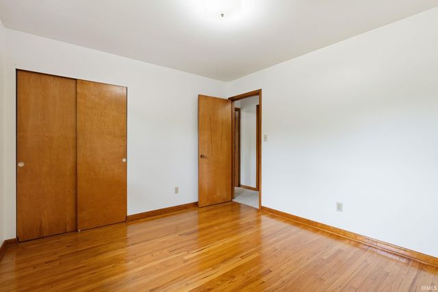 6515 W Hills Road, Fort Wayne, IN 46804