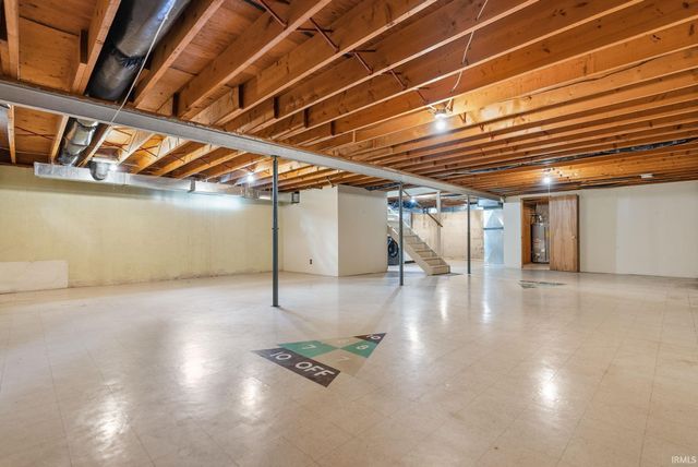 6515 W Hills Road, Fort Wayne, IN 46804