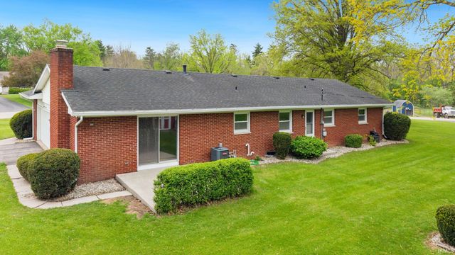 6515 W Hills Road, Fort Wayne, IN 46804