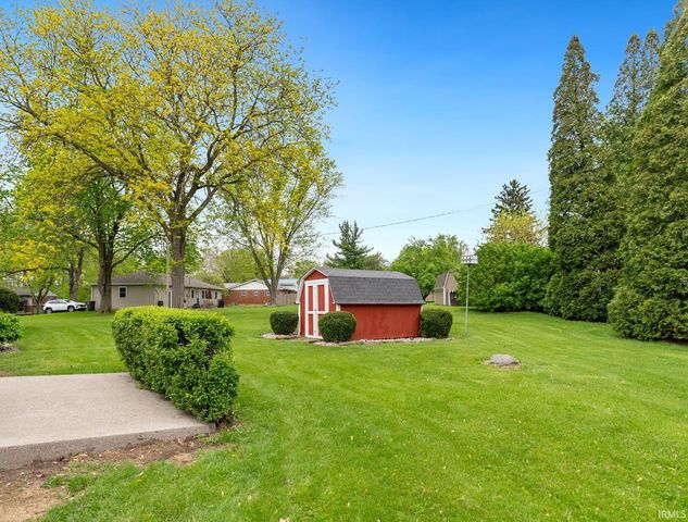 6515 W Hills Road, Fort Wayne, IN 46804