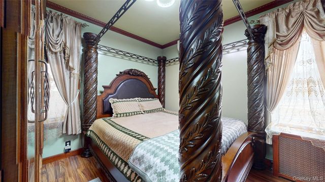 219 Shepherd Avenue, Brooklyn, NY 11208