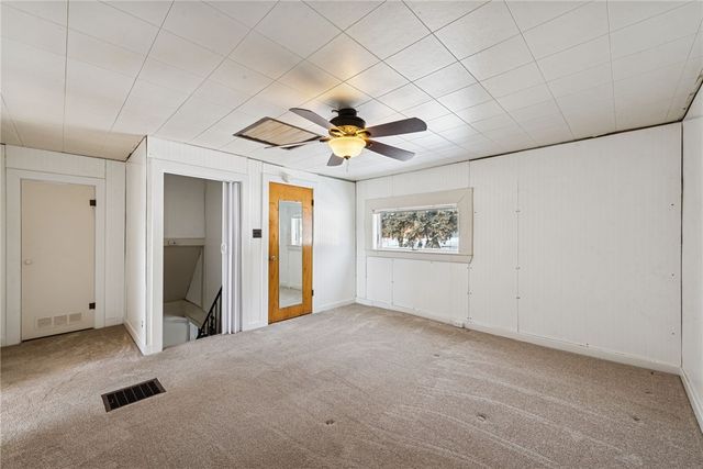 1066 Roup Ave, Brackenridge, PA 15014