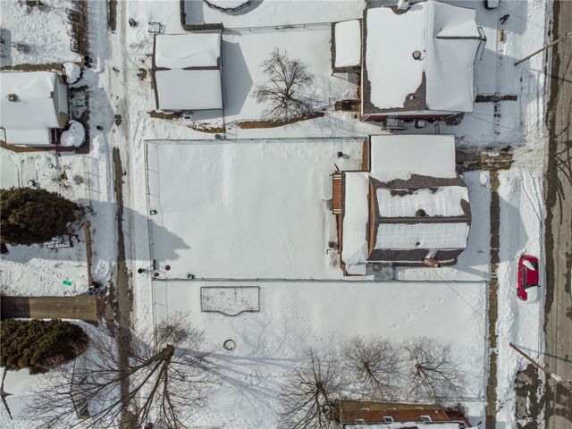 1066 Roup Ave, Brackenridge, PA 15014