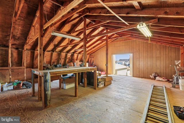 215 PENN ST, Hanover, PA 17331