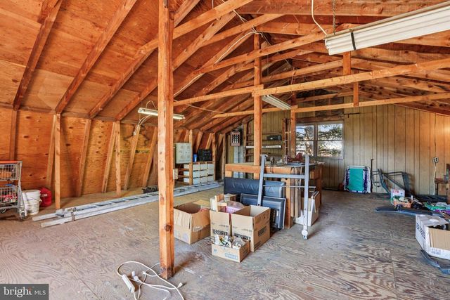 215 PENN ST, Hanover, PA 17331