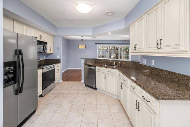 2079 Emerald Terrace, Mount Pleasant, SC 29464