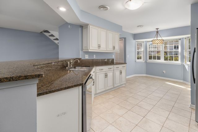 2079 Emerald Terrace, Mount Pleasant, SC 29464