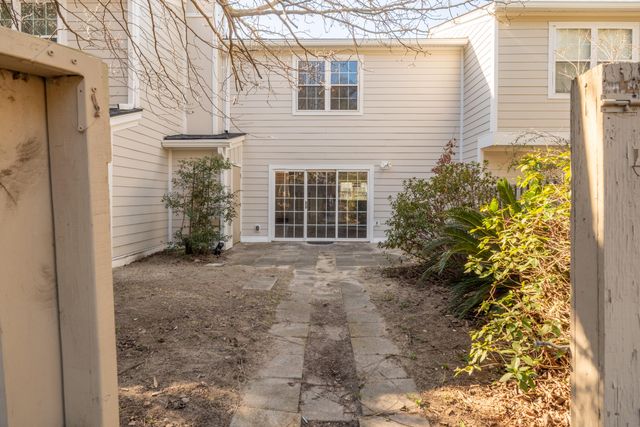 2079 Emerald Terrace, Mount Pleasant, SC 29464