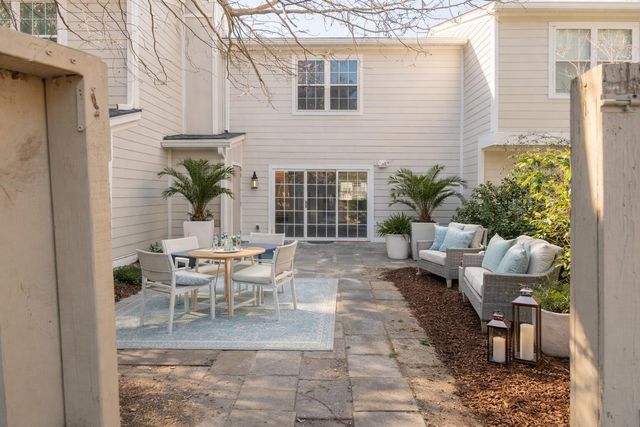 2079 Emerald Terrace, Mount Pleasant, SC 29464