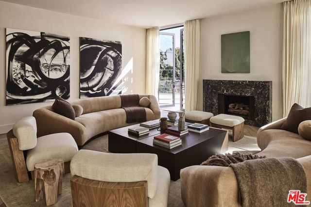9100 Cordell Drive, Los Angeles, CA 90069