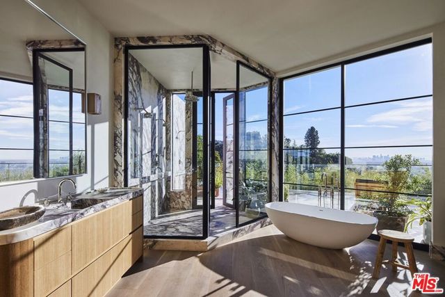 9100 Cordell Drive, Los Angeles, CA 90069