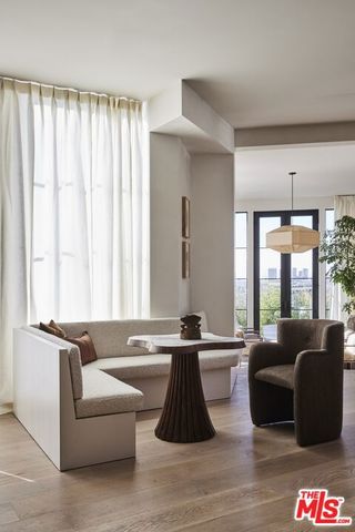9100 Cordell Drive, Los Angeles, CA 90069